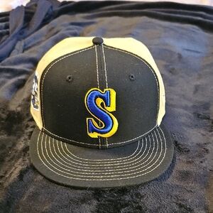 New Era Black and Yellow Cap